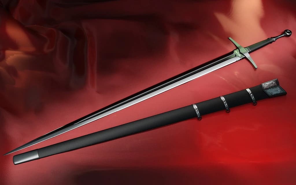 L'épée maudite de la Terre du Milieu : Gurthang et le destin de Túrin Turambar L'épée maudite de la Terre du Milieu : Gurthang et le destin de Túrin Turambar