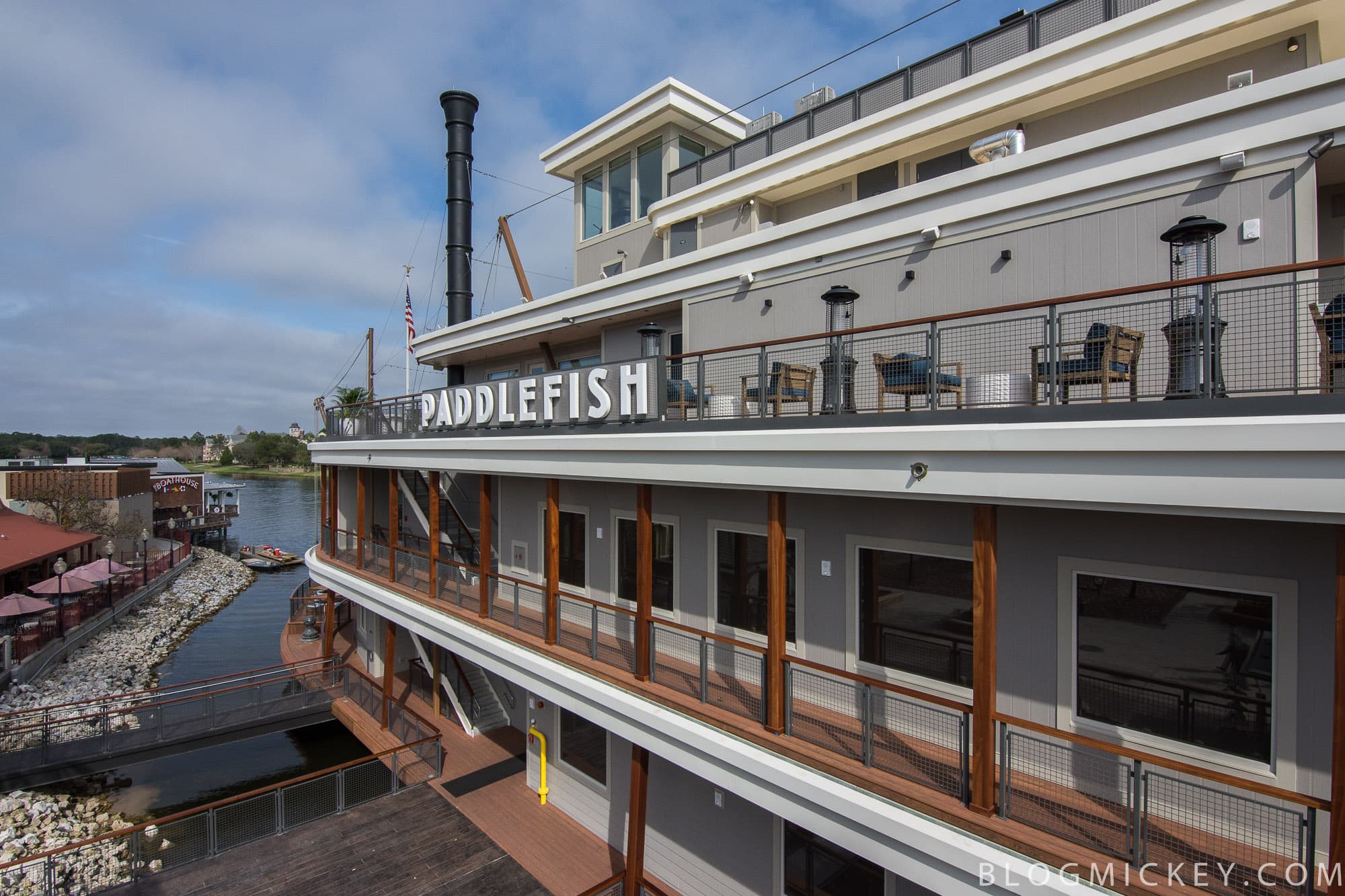 Disney Springs : le braquage sous-marin du *Paddlefish* qui défie la réalité