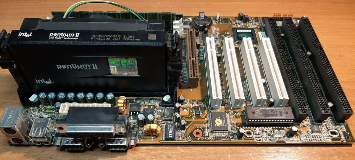 L'IA Tourne sur un PC de 1997 : 128 MB RAM Suffisent !