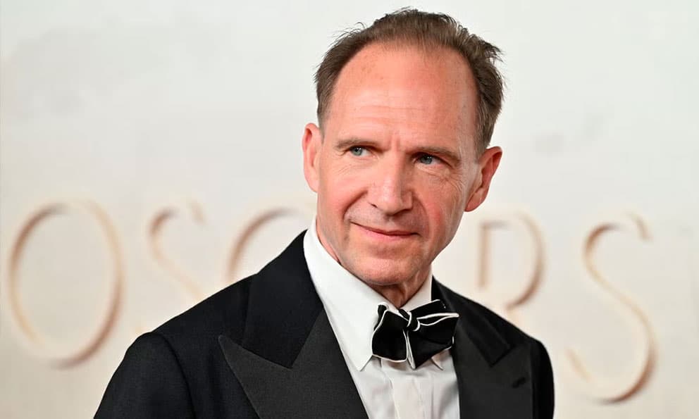 Ralph Fiennes rejoint Les Jeux de la Faim : L'Aube et la Moisson dans un rôle clé