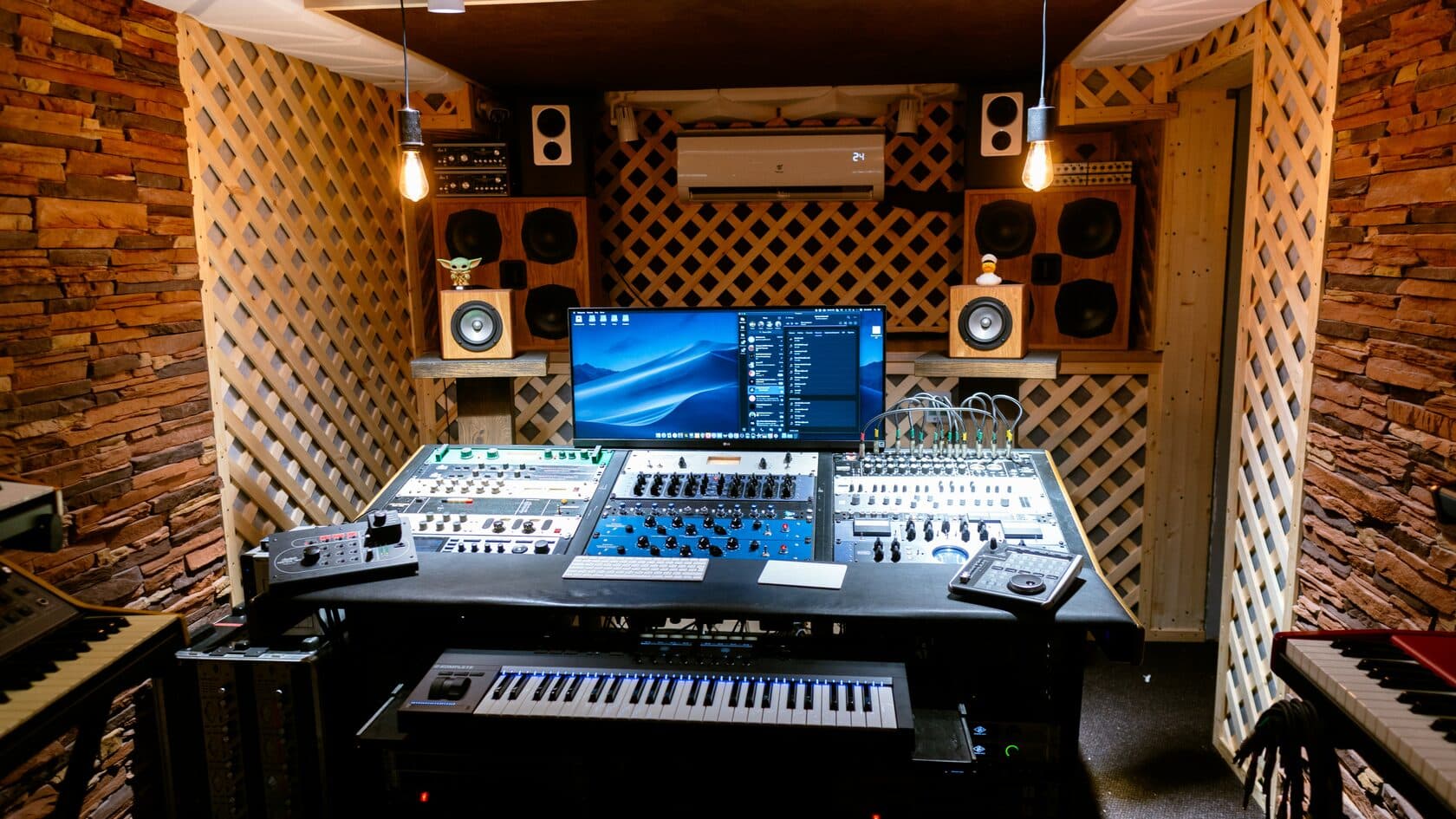 Agent of Strange : Plongez dans l'univers surréaliste et envoûtant de Sever Studio Agent of Strange : Plongez dans l'univers surréaliste et envoûtant de Sever Studio