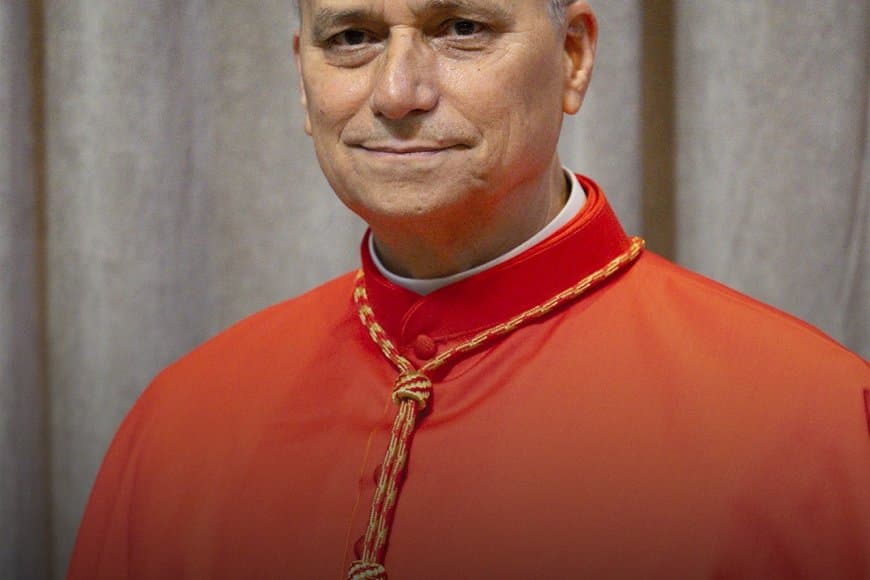 Le Pape Léo XIV : Un Pontife Moderne aux Passions Éclectiques