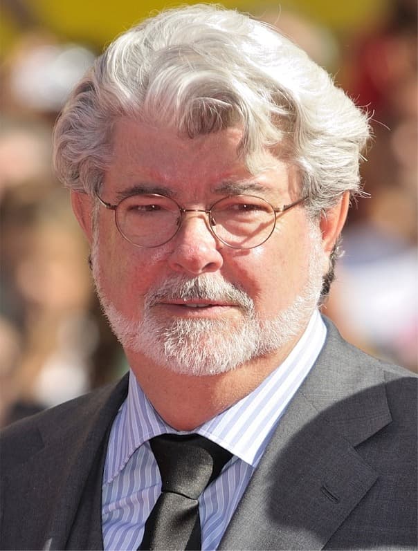 Saviez-vous que George Lucas apparaît dans Star Wars ? Découvrez son cameo caché