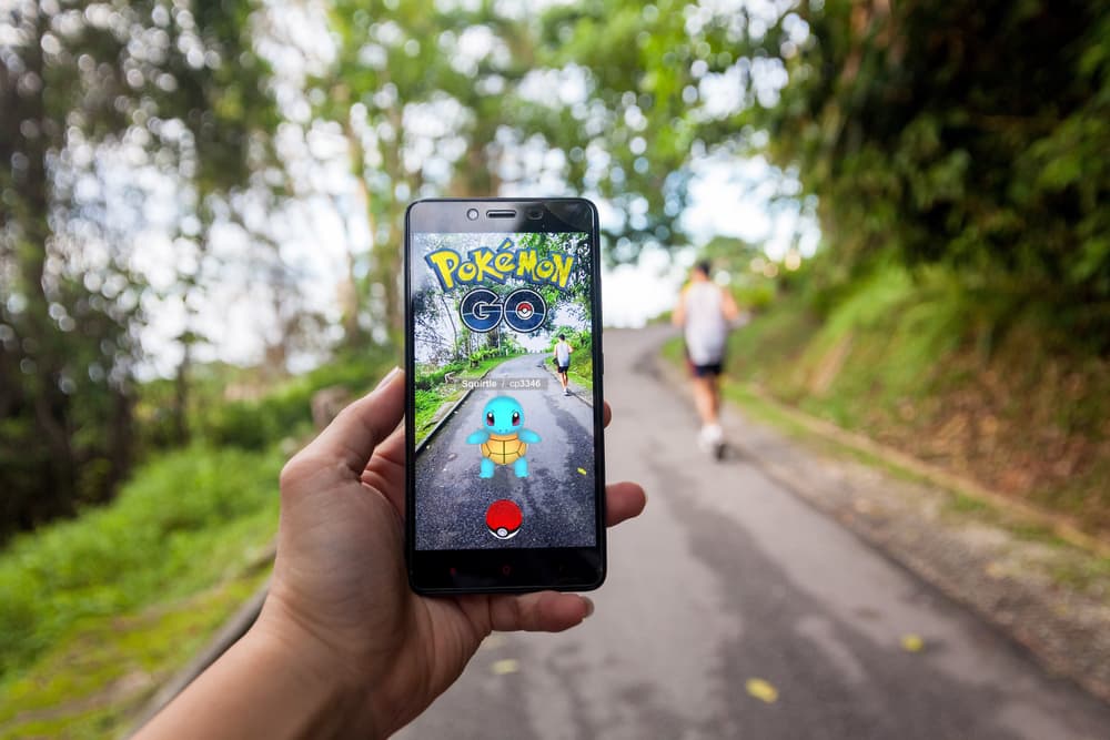 Une Retraité Joue à Pokémon GO sur 6 Téléphones en Même Temps