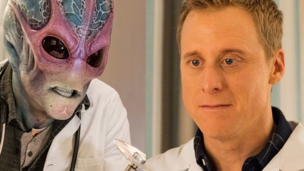 Alan Tudyk réalise Resident Alien Saison 4 : Défi et Transformation