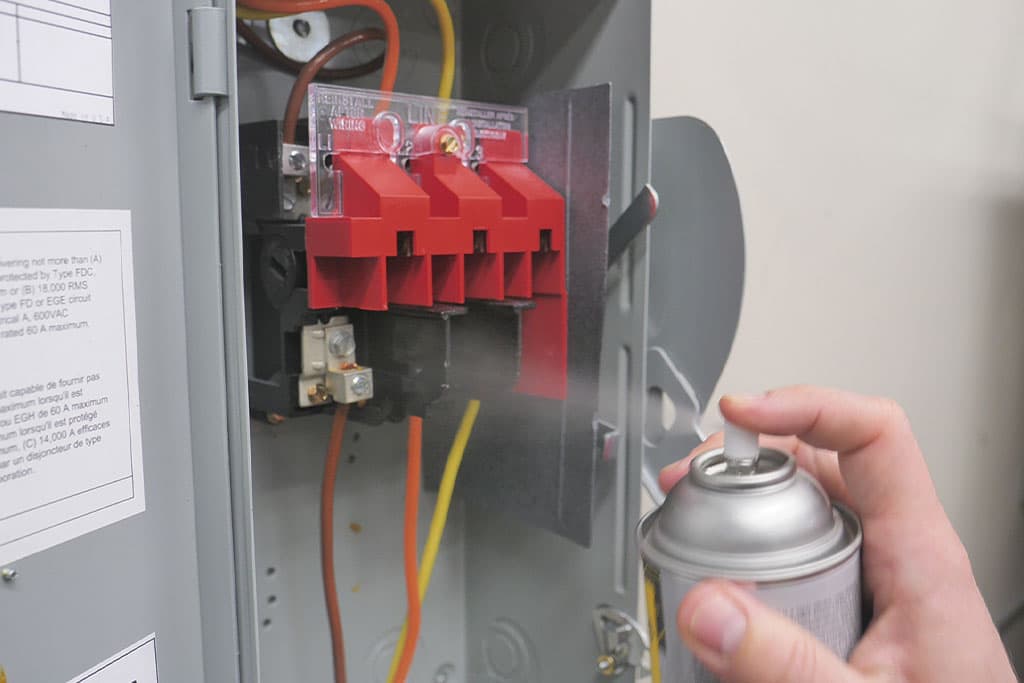 Solution de l'Énigme du Tableau Électrique de Blue Prince