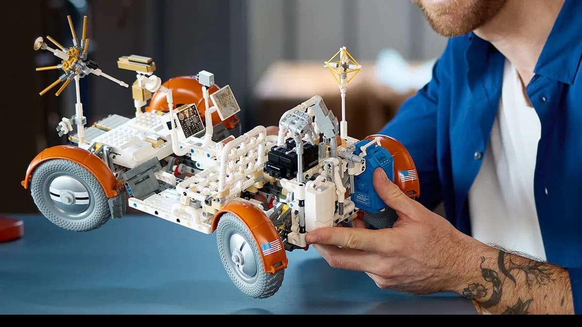 Lego Technic NASA : Le Lunar Rover (1913 pièces) à prix cassé avant sa disparition définitive Lego Technic NASA : Le Lunar Rover (1913 pièces) à prix cassé avant sa disparition définitive