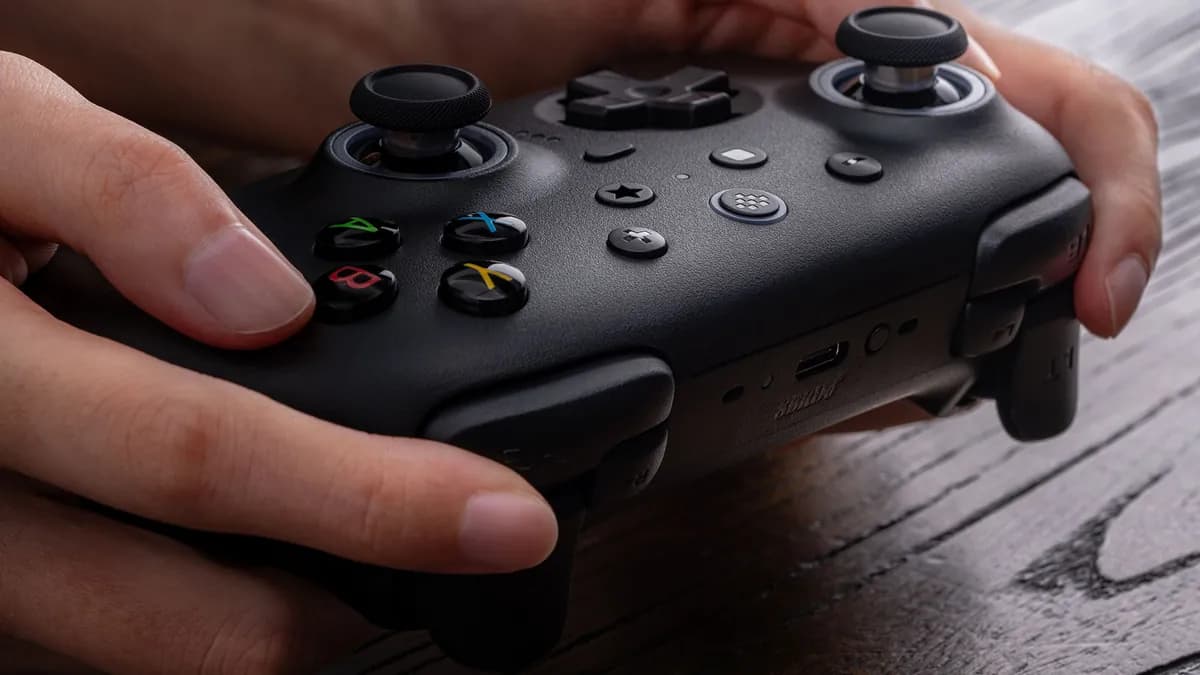 8BitDo Ultimate 3E : Le contrôleur modulaire qui défie l’Elite Series 2 à 150$ en 2026 8BitDo Ultimate 3E : Le contrôleur modulaire qui défie l’Elite Series 2 à 150$ en 2026