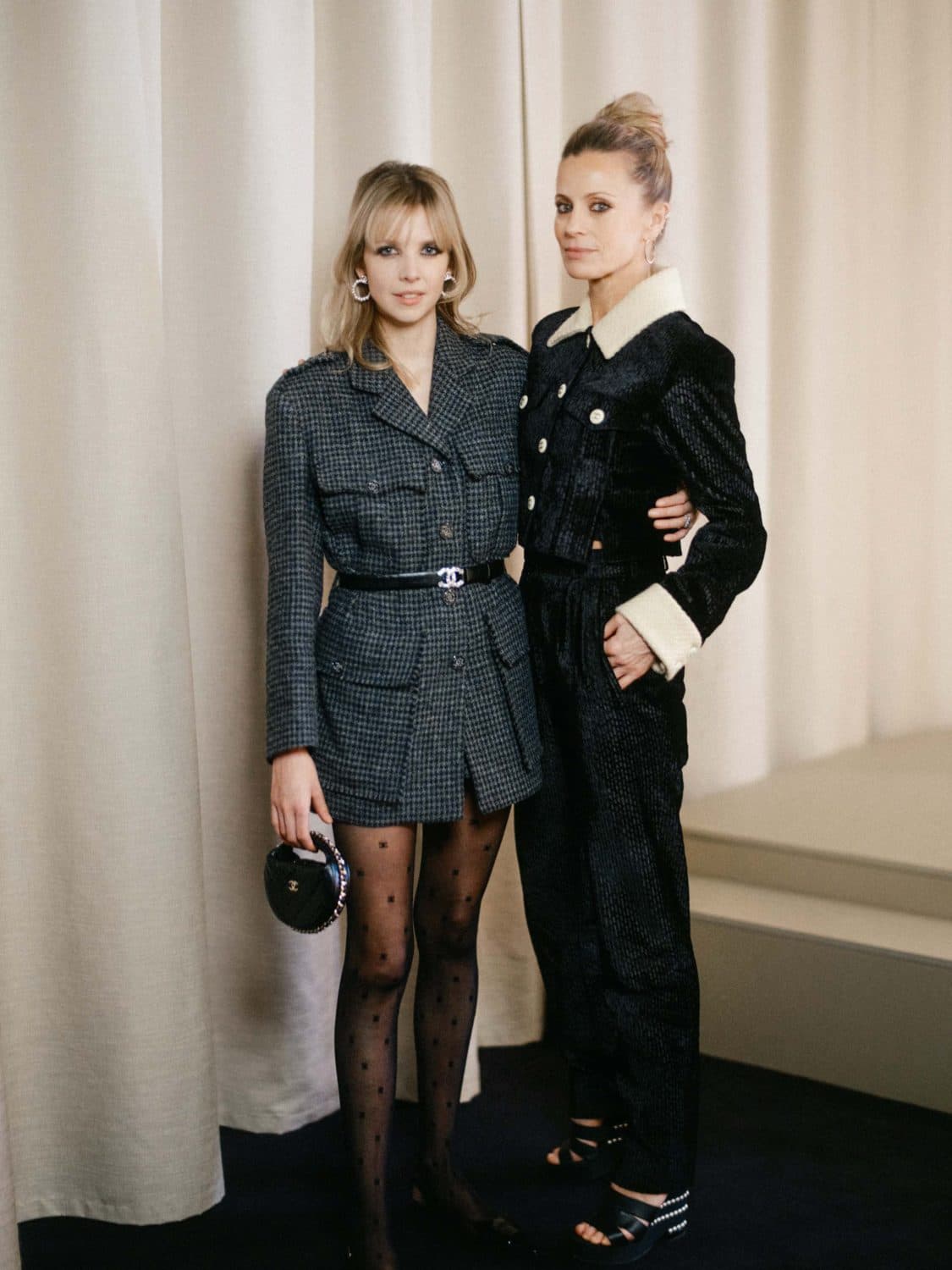 Laura Bailey : Quand les Dés Pèsent Plus Lourd que les Trophées Laura Bailey : Quand les Dés Pèsent Plus Lourd que les Trophées