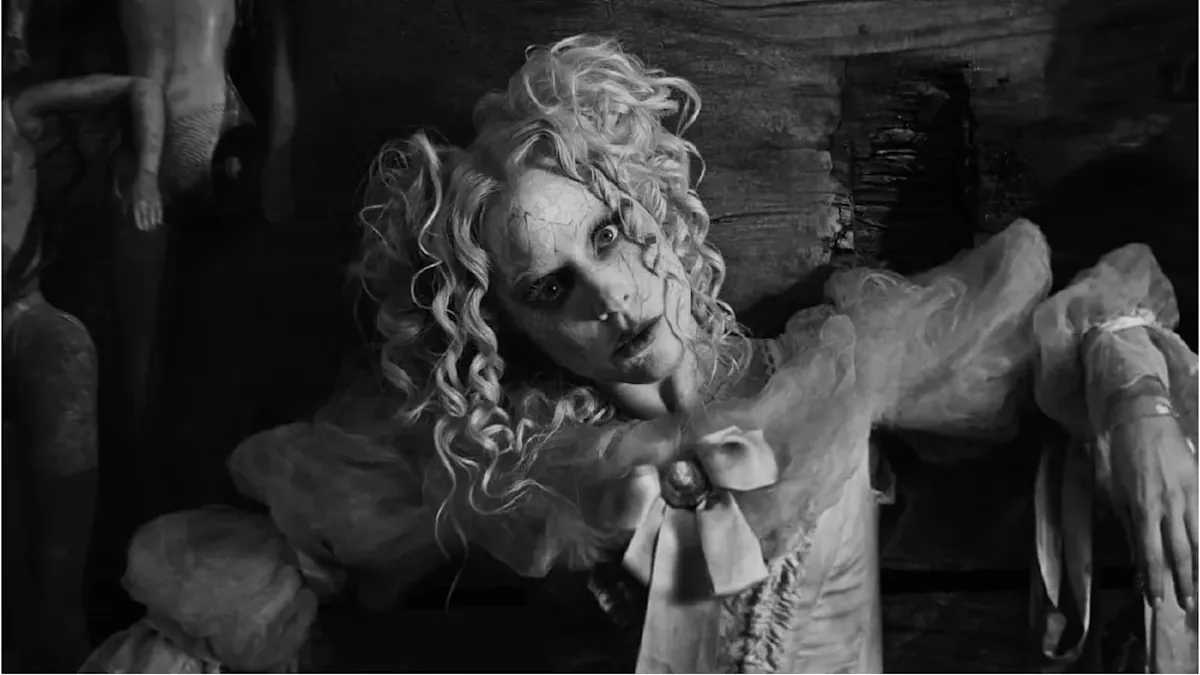 Lady Gaga & Tim Burton : Le Clip *"The Dead Dance"* Accusé d’IA… à Tort ? L’Enquête