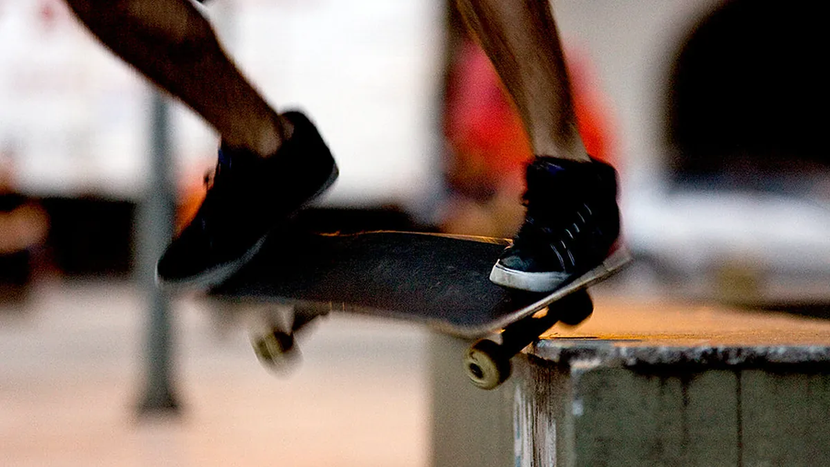 Skate : Le Guide Ultime des 100+ Tricks à Maîtriser (Flip, Grind, Grab)